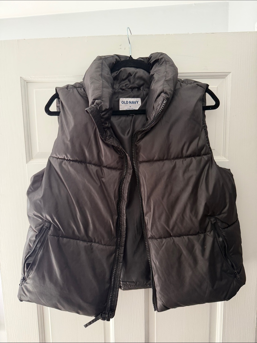 Old Navy Puffer Vest - Black M